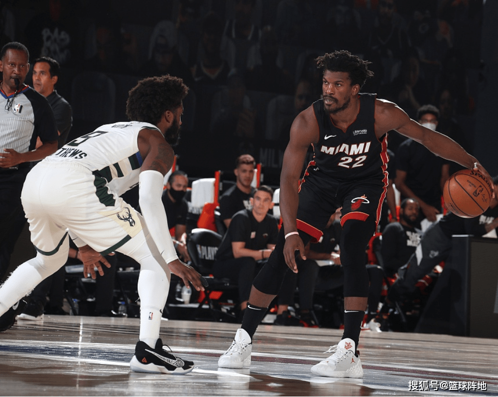 意甲倒计时；洛杉矶快船冲刺阶段遗憾出局；细节引发关注；话题不断；控场能力受关注